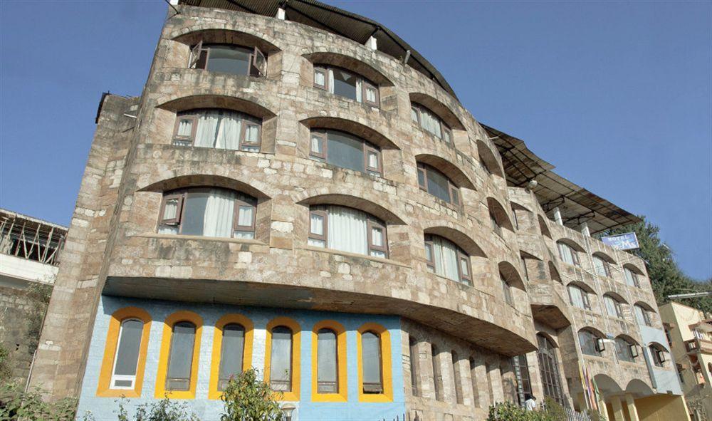 Fabhotel Khems Shoram Palace Road Ooty Buitenkant foto
