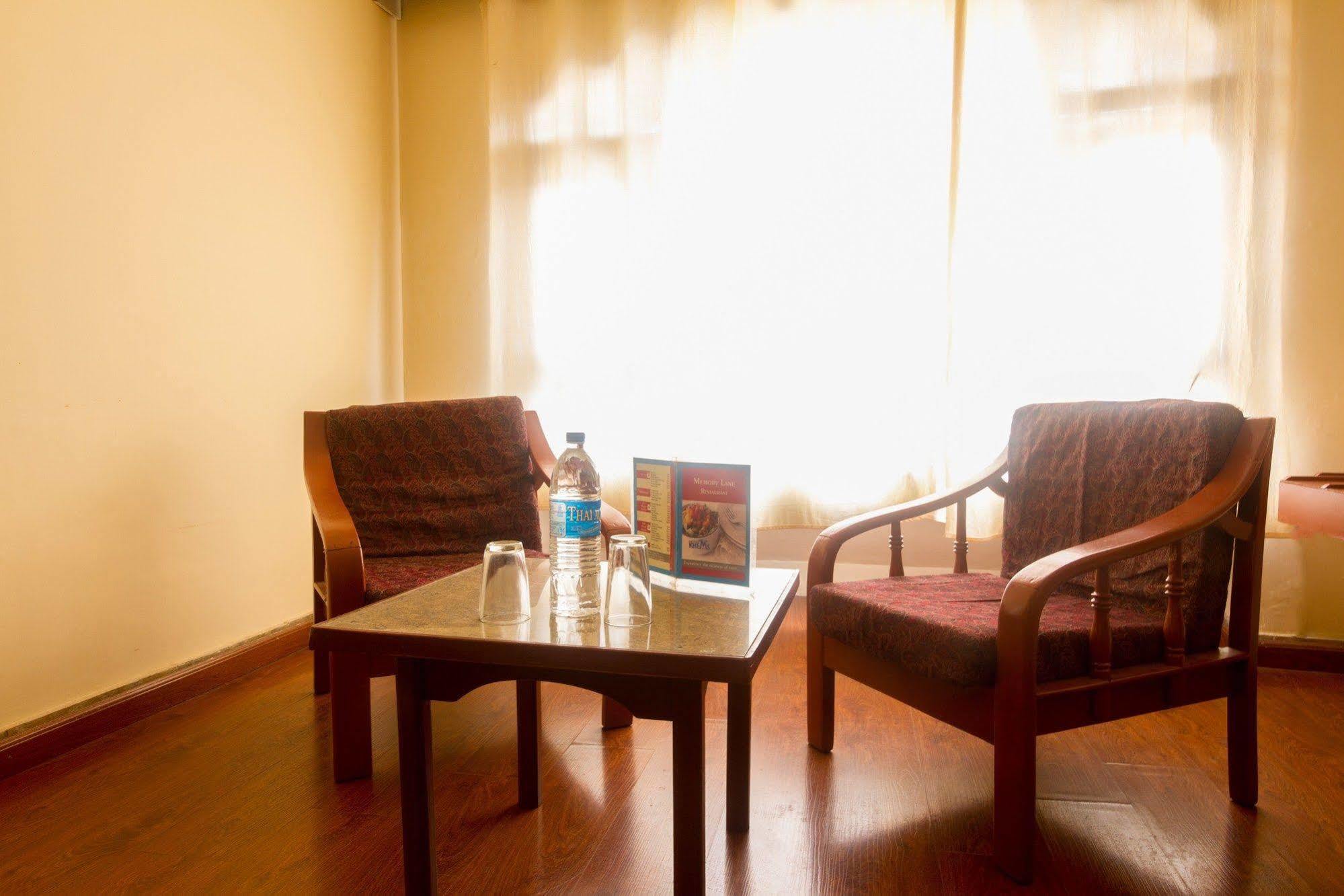Fabhotel Khems Shoram Palace Road Ooty Buitenkant foto