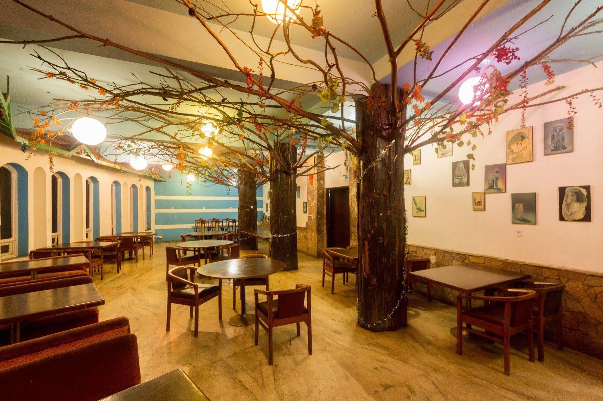 Fabhotel Khems Shoram Palace Road Ooty Buitenkant foto