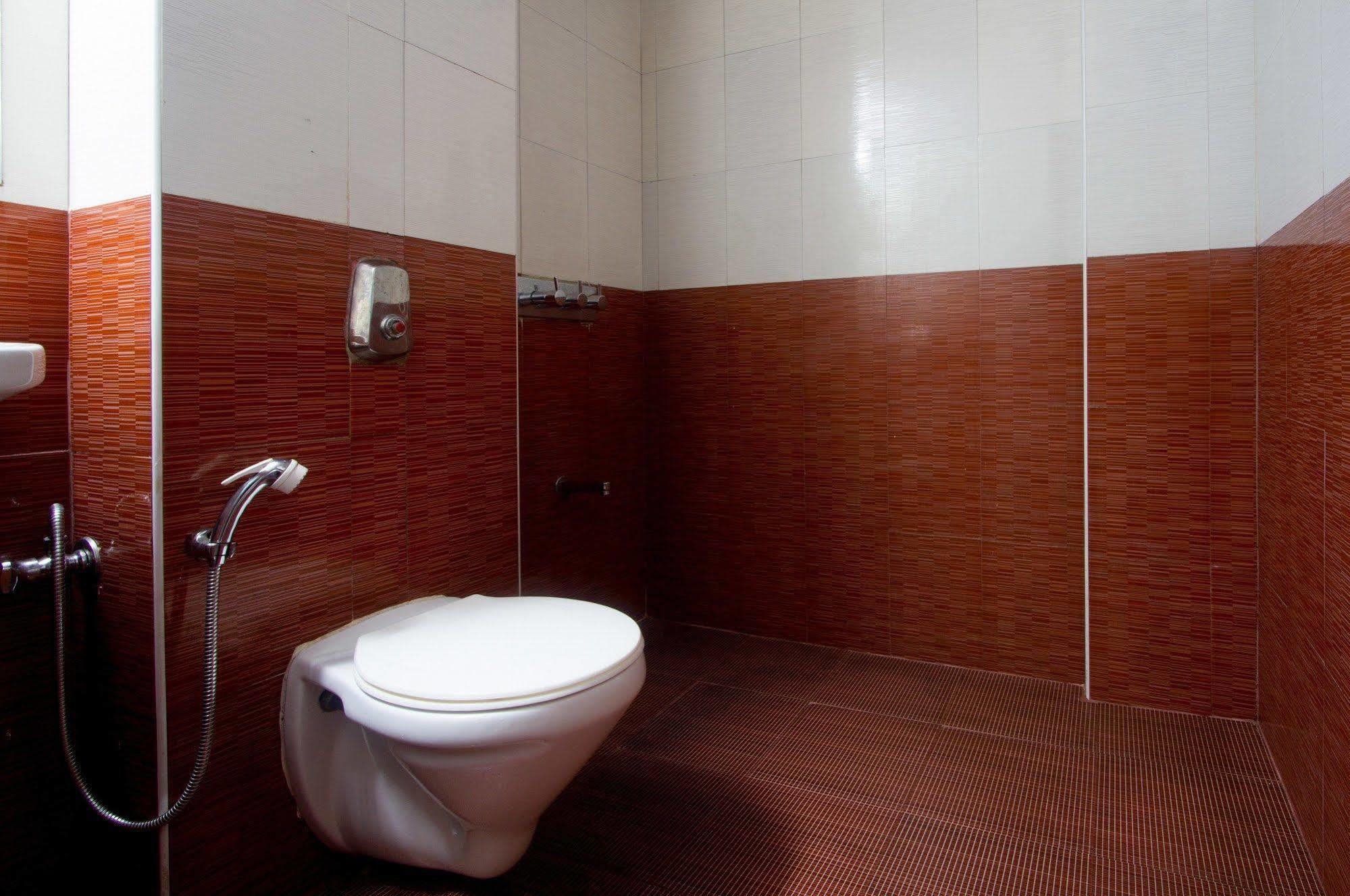 Fabhotel Khems Shoram Palace Road Ooty Buitenkant foto