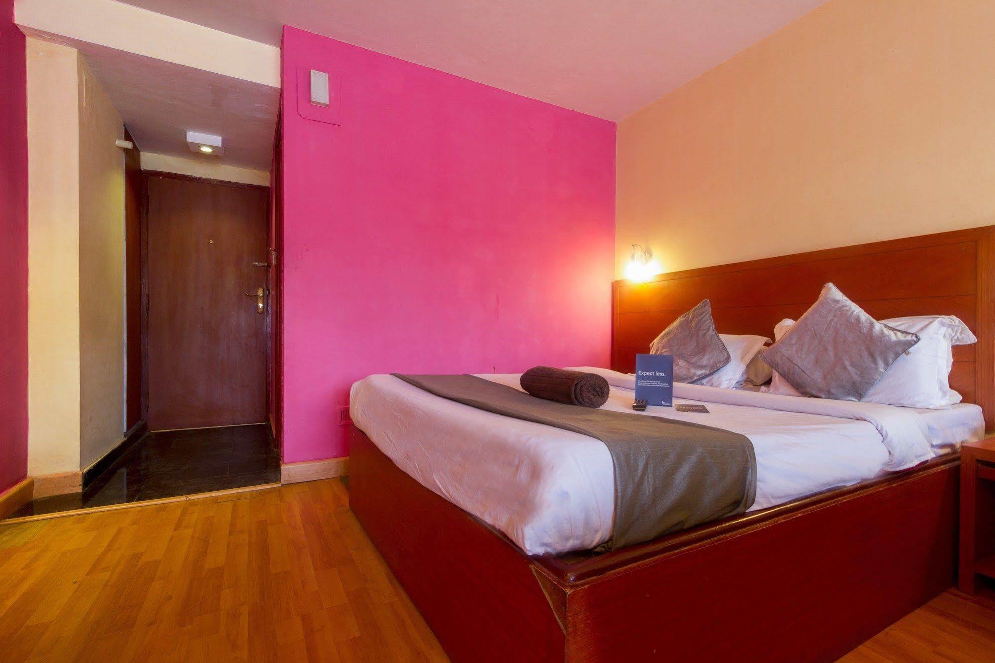 Fabhotel Khems Shoram Palace Road Ooty Buitenkant foto
