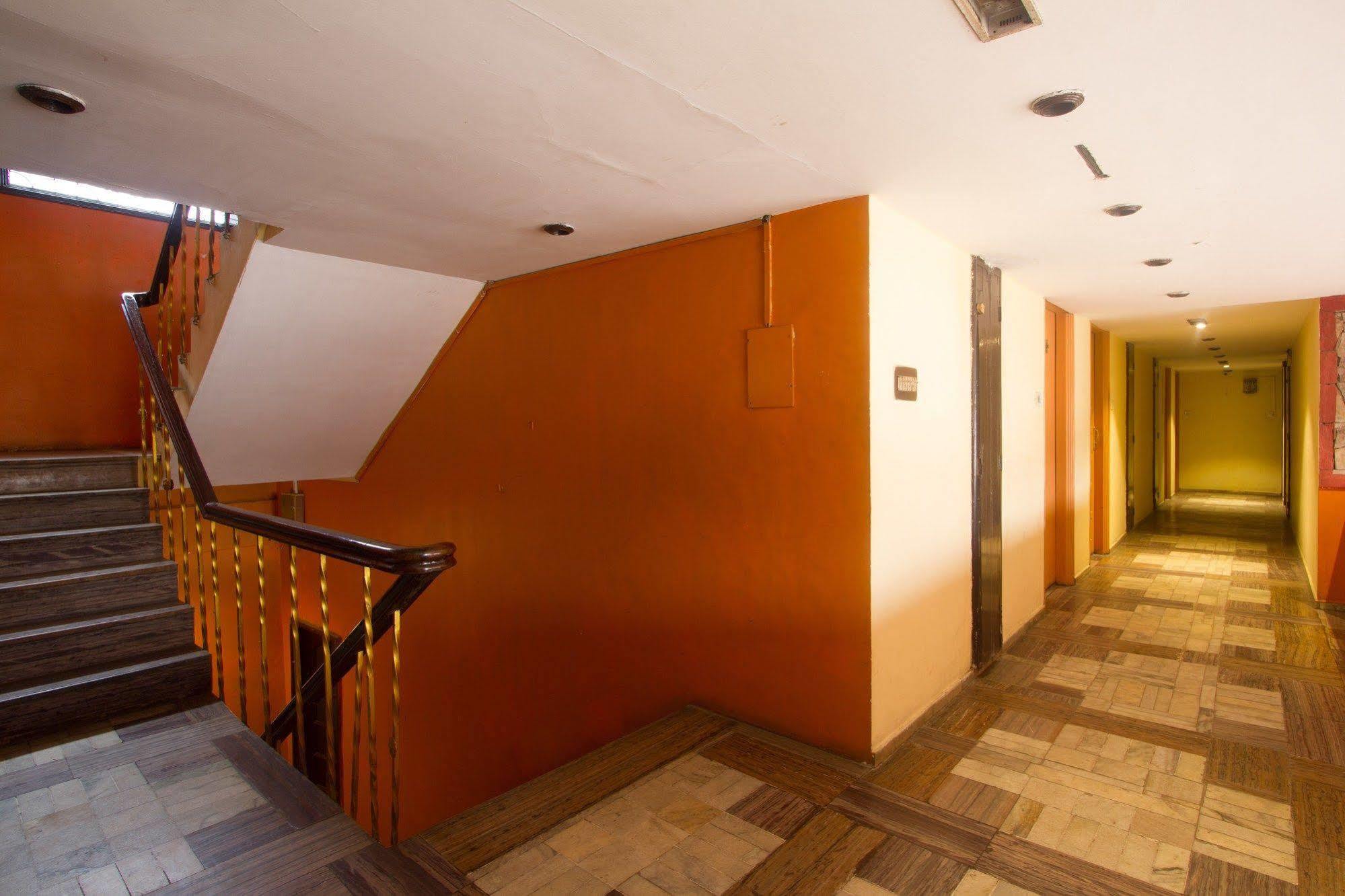 Fabhotel Khems Shoram Palace Road Ooty Buitenkant foto
